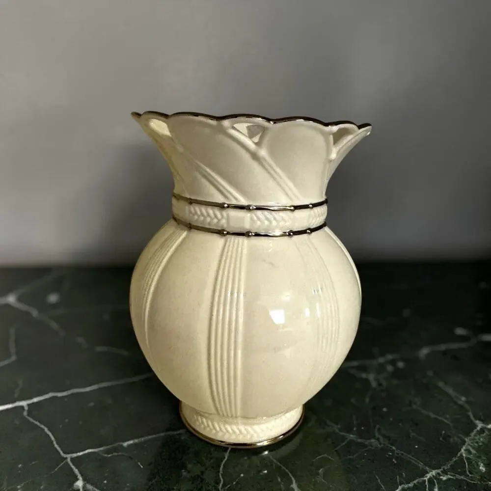 Vintage Lenox Artiste Ivory Porcelain Vase Platinum Trim Pierced Reticulated